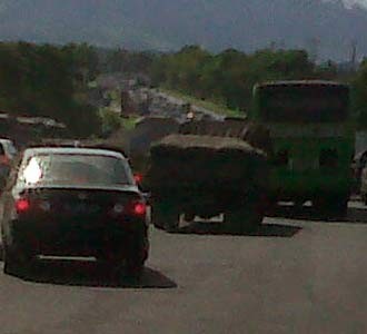 Jelang Tahun Baru Jagorawi Macet