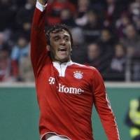 Toni Resmi ke Roma