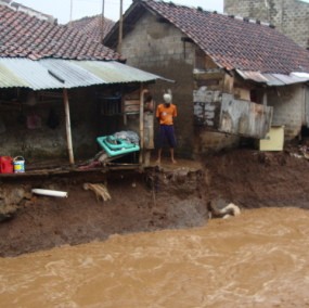 Warga Masih Enggan Mengungsi