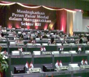 Mentari Bersinar Ciptaan SBY Bergema di BEI