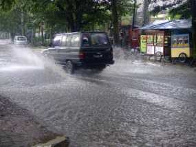 Hujan Es Guyur Bandung