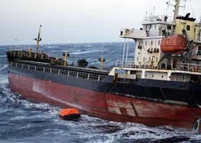 Deplu Minta WNI Hindari Perairan Somalia