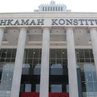 Hamdan Zoelva & Fadlil Sumadi Dilantik Jadi Hakim MK