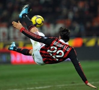 Milan Awali 2010 dengan Lima Gol