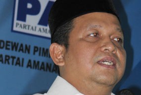 SB Ingatkan Hatta dan Dradjad Bertarung dengan Akhlakul Karimah