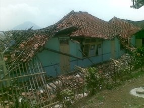 Waspada Gempa Intai Jabar Tahun Ini