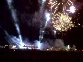 Meriah, Kongres PAN Ditutup dengan Kembang Api 