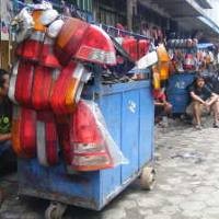 Geliat Pedagang Onderdil di Jalan Banceuy