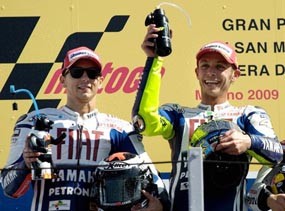 Februari, Rossi-Lorenzo Ngebut Bareng di Indonesia 