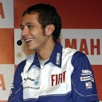 Rossi: Saya Terlalu Tua untuk F1