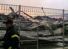 30 Jam Lebih Api Belum Juga Padam