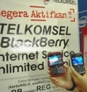 Pengaktifan BlackBerry Internet Service Telkomsel untuk Ibu Selvie