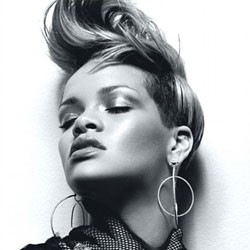 Rihanna Topless Untuk W Magazine