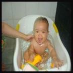 Riny Azmayni, 10 Bulan; Perempuan; f