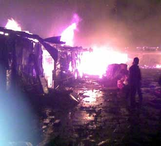Pasar Ujung Berung Dilalap Api