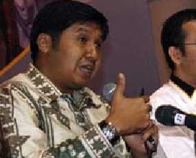 PDIP Tolak Penyelesaian Kasus Century di Luar Pansus