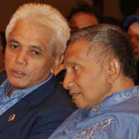 Akomodasi Semua Kekuatan, Hatta-Amien Hati-hati Susun Pengurus PAN