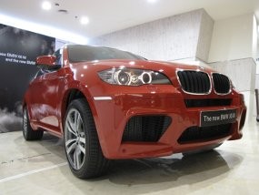 BMW Incar 1.000 Unit Lebih