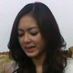 Ditinggal Gary Iskak, Richa Sakit Hati Lalu Menangis 