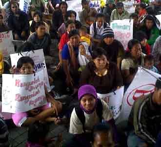 Demo Tuntut Kesehatan Gratis