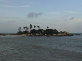 Pesona Pantai Pulau Bangka