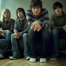 Boys Like Girls Diving di Tengah Penonton Jakarta 