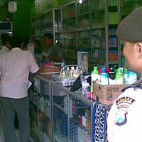 Toko Kosmetik Merangkap Konter HP Dibobol Maling