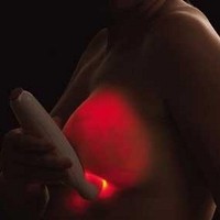 Deteksi Mudah Tumor Payudara Dengan Senter