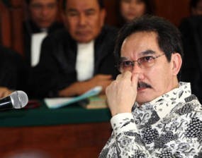 Baca Penutup Pledoi Pengacara, Mata Assegaf Berkaca-kaca