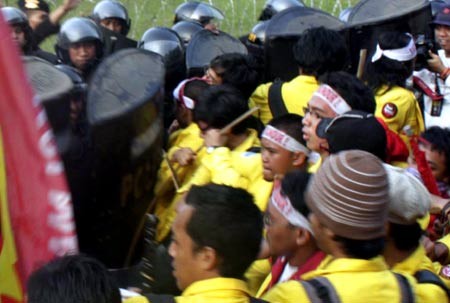  Kontras dan LBH Jakarta Dampingi 2 Pendemo yang Ditangkap Polisi