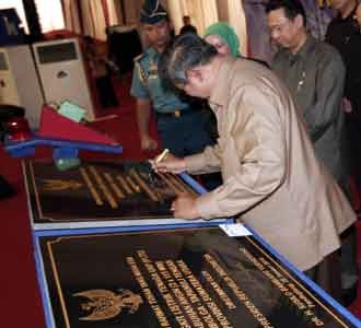 SBY Resmikan 2 PLTU Baru