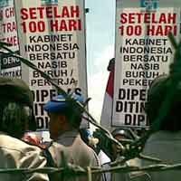 DPRD Jatim Mulai Dikepung Pengunjuk Rasa