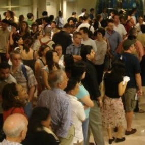 Ratusan Mahasiswa Unpad Terlantar