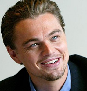 Leonardo DiCaprio Kampanye Lingkungan Via Facebook dan Twitter