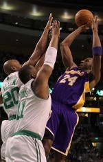 Lakers Tundukkan Celtics, Kobe Tatap Sejarah