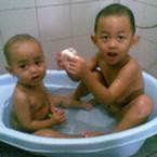 Adrian Rizkinoviar Indrajati, 2,2 Tahun; Lelaki; m