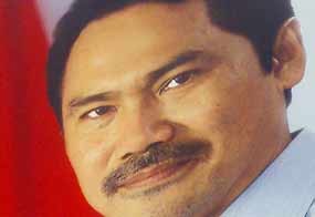 Rizal Mallarangeng Mau Berdamai Jika Bendera Minta Maaf