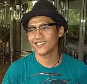 Nugie Digandeng Merah Putih