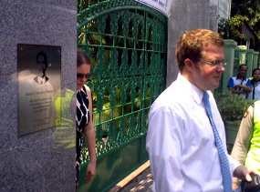 Tim Advance Obama Cuma 10 Menit Sambangi SDN 01 Menteng