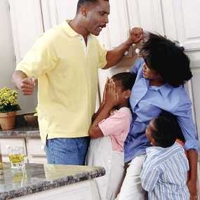 Cekcok, Suami Diduga Tampar Istri 5 kali