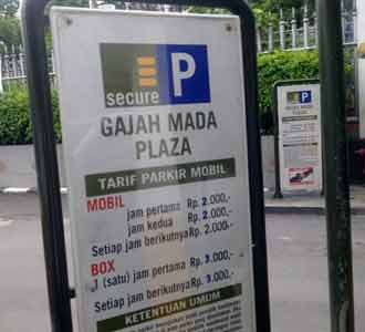 Tarif Parkir Gadjah Mada Plaza Turun