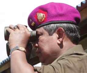 SBY Pimpin Perang di Atas KRI 591