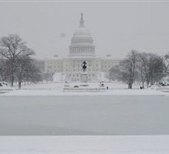 Badai Salju Terjang Washington