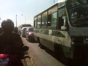 Bus Mogok, Lalu Lintas Kp Rambutan Macet 2 Km