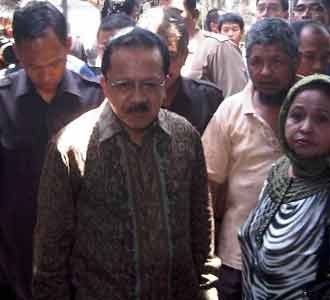 Foke Tinjau Pasar Batu Akik