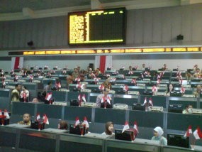 Nikkei-225 Kembali ke 10.000, IHSG Siap Melaju Lagi