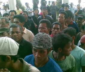 Copet Beraksi, HP Wartawan Raib