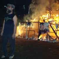 Pelukis Bandung Bakar Lukisan Bernilai Ratusan Juta Rupiah