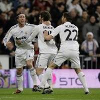 Saatnya Madrid Tempel Barca 