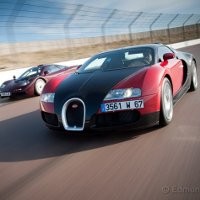 Bugatti Veyron dan McLaren F1 di Mata Mr Bean